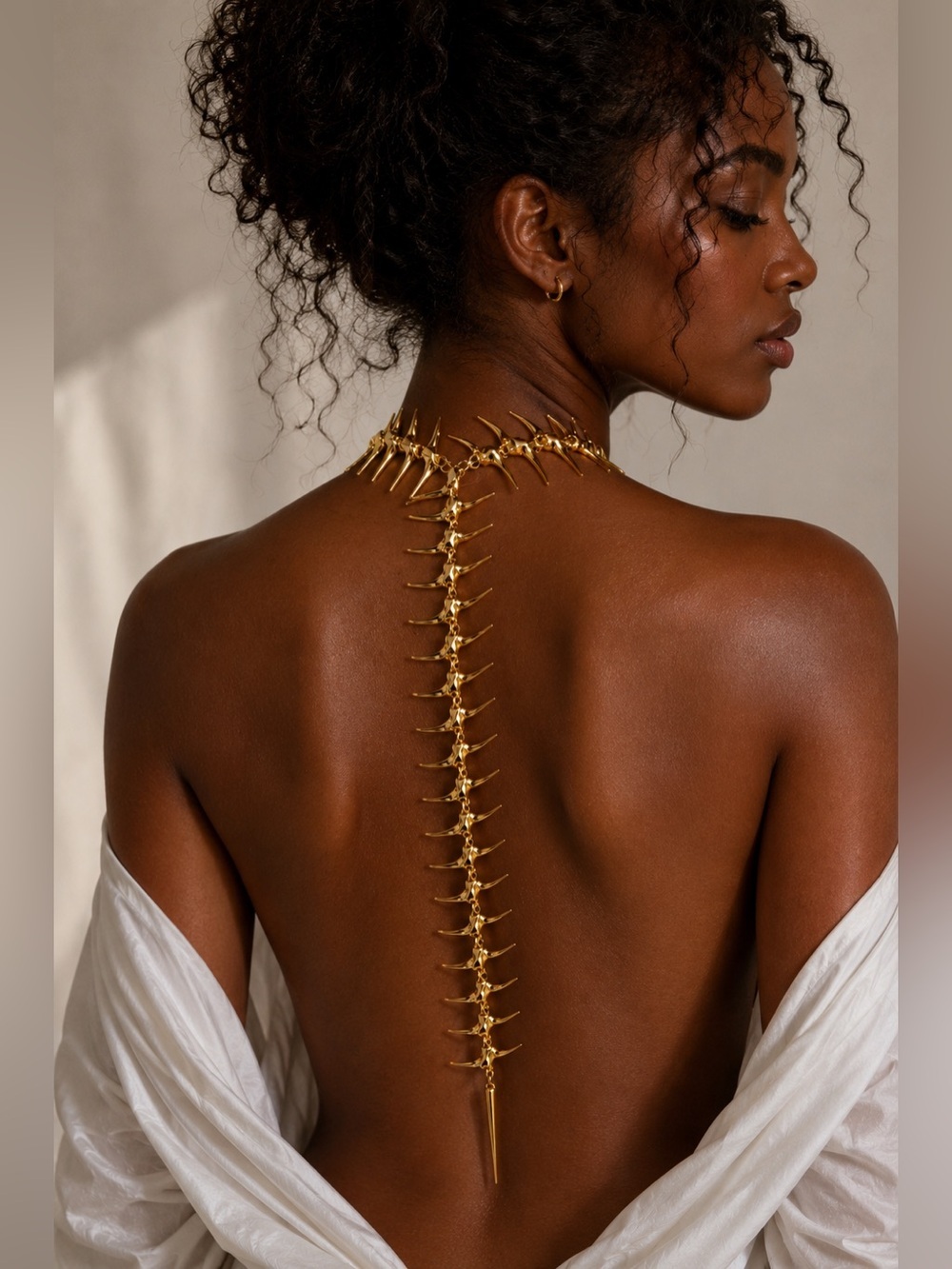 Gold Spine Back Chain Trendy Necklace